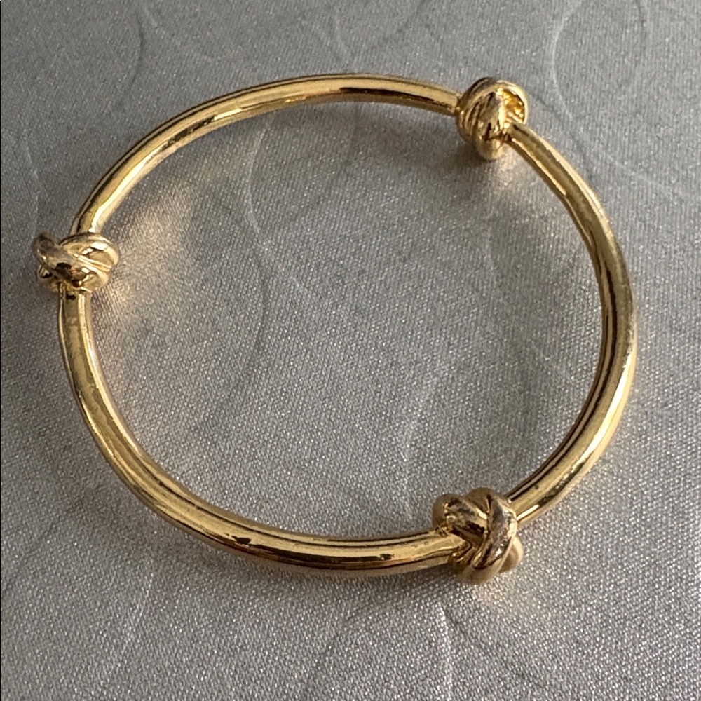 RALPH LAUREN Nautical Knot Bangle Bracelet in Gold Colour